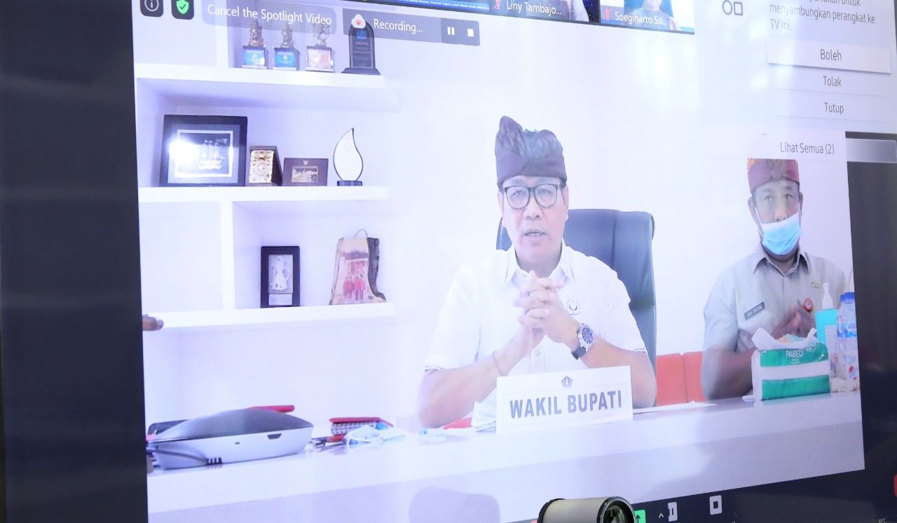 podiumnews.com-Wabup Suiasa Sebut Percepatan Digitalisasi Badung Melalui Empat Langkah Kebijakan 